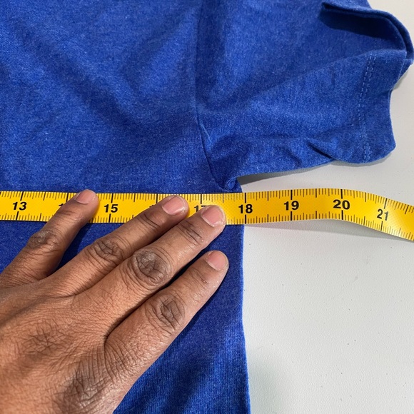 🔥🔥Minion keep calm shirt size medium - Picture 3 of 6